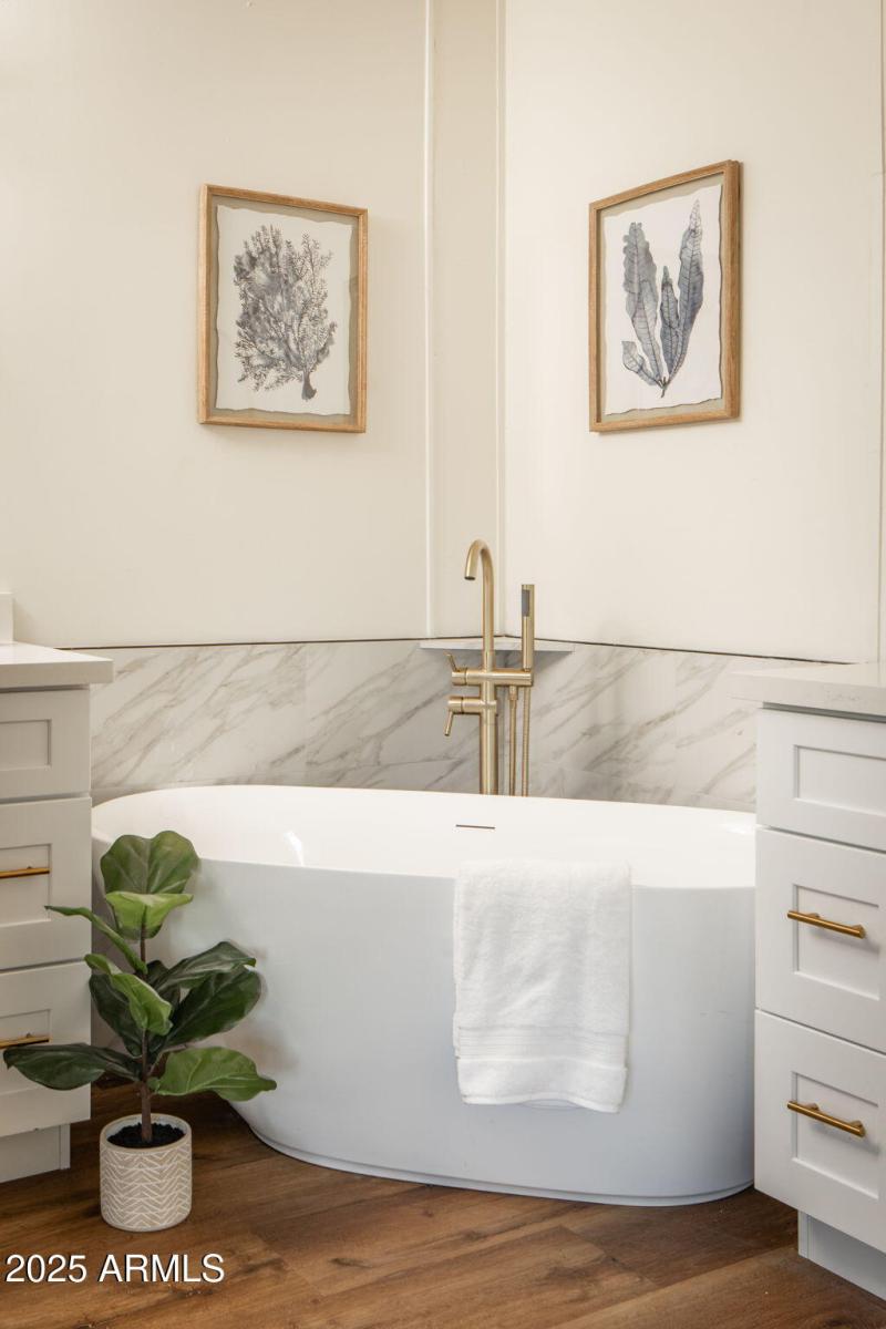 21-web-or-mls-3278-e-ripple-rd