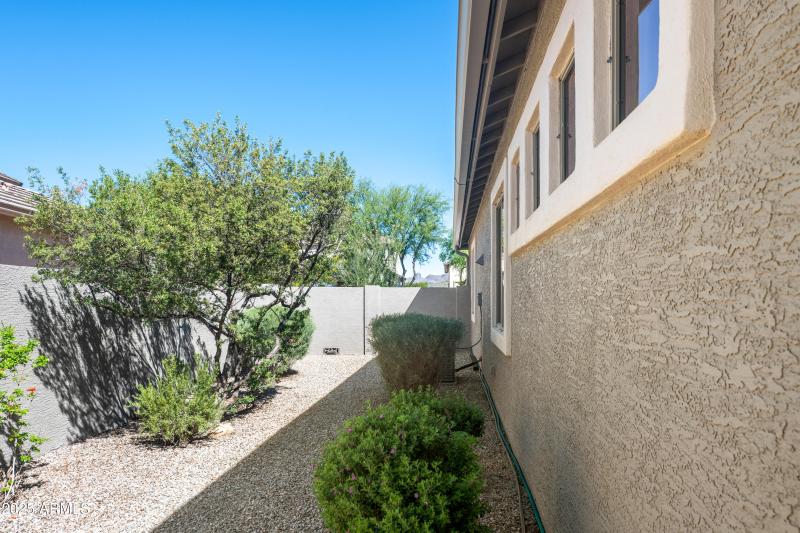 18115-E-Via-Jardin-53