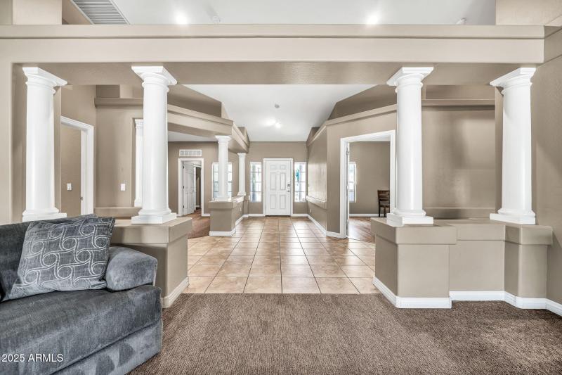 13204 W San Miguel Ave-11