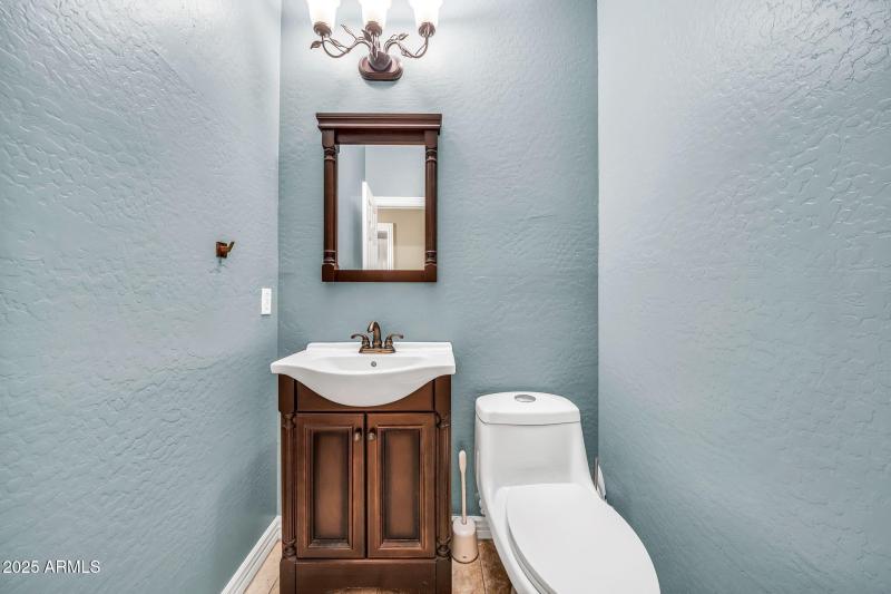 13204 W San Miguel Ave-31