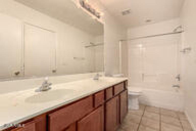 c80e9264e8a2b58f23a2063e4a4c27bc