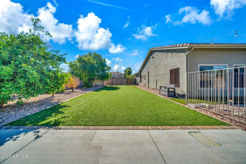 13204 W San Miguel Ave-45