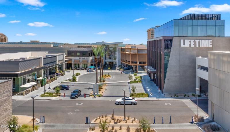 61-web-or-mls-Community Drone6