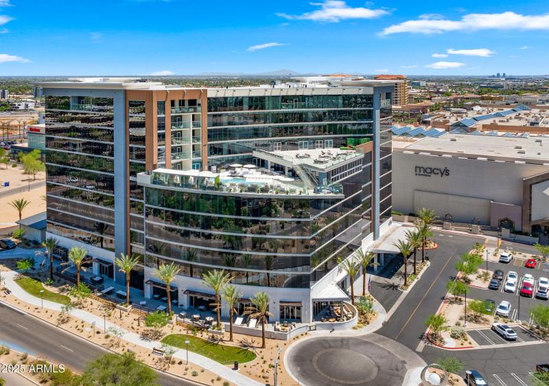 62-web-or-mls-Community Drone7