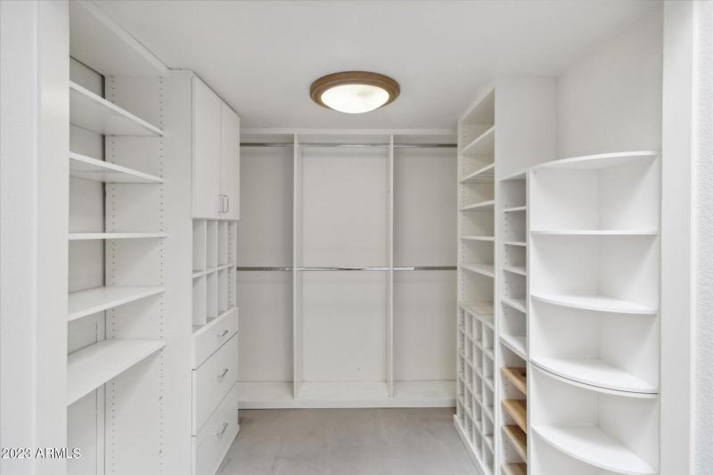 Primary Walk in Closet