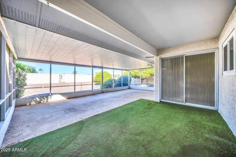 20018 N Lake Forest Dr-35