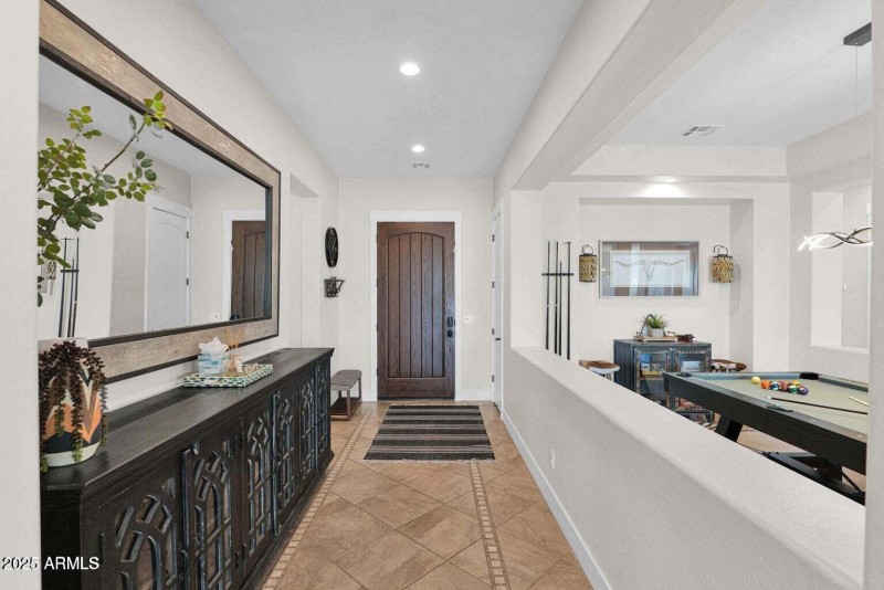 20250729215205990733000000-o