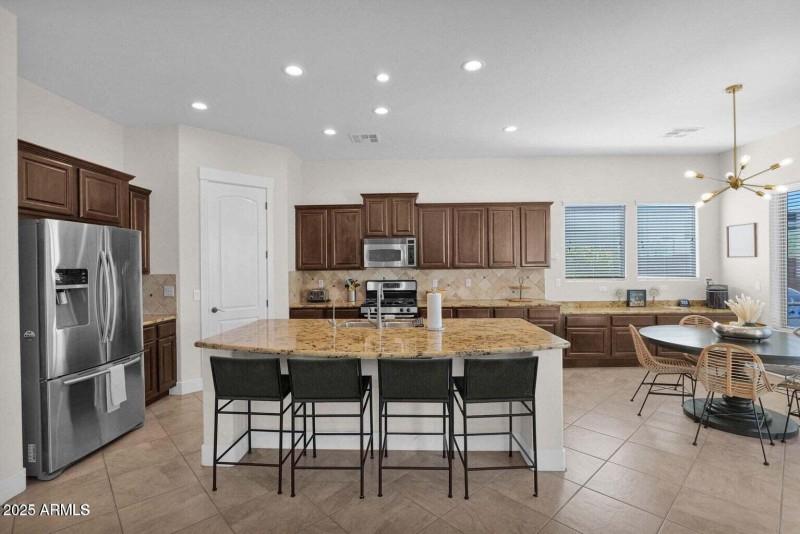 20250729215215986868000000-o