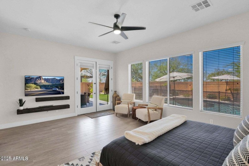 20250729215217560701000000-o