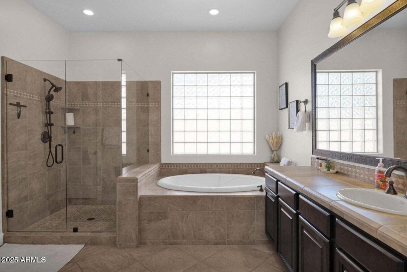 20250729215219943182000000-o