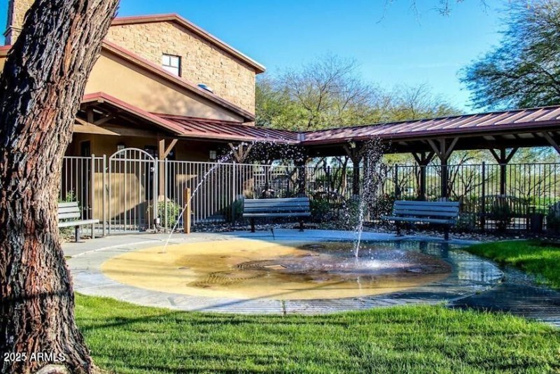 20210214042543269943000000-o