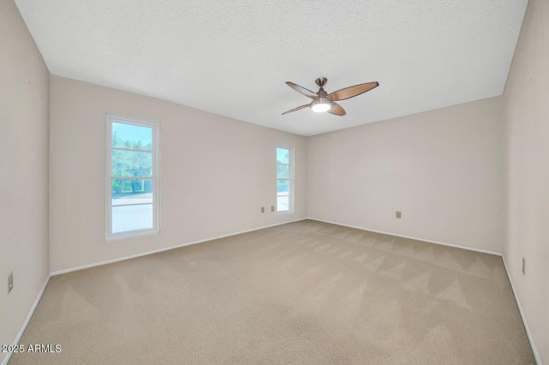 20018 N Lake Forest Dr