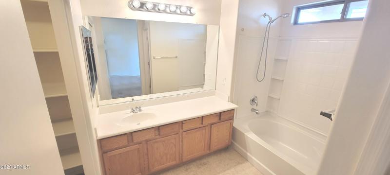 Falcon Master Bath