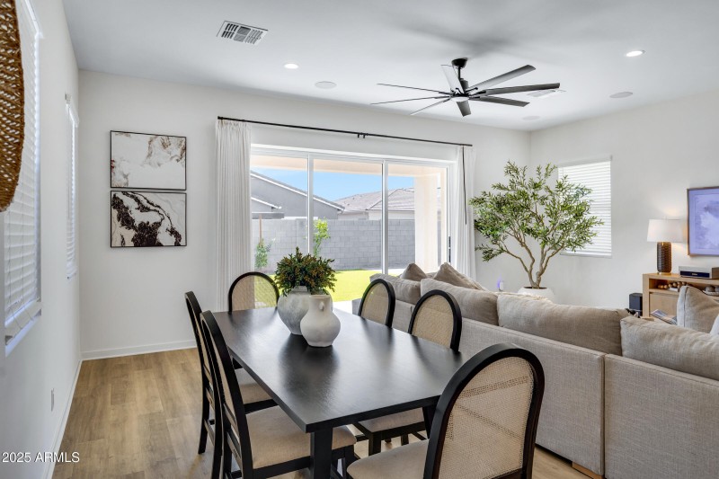 10051 E Talon Ave-15