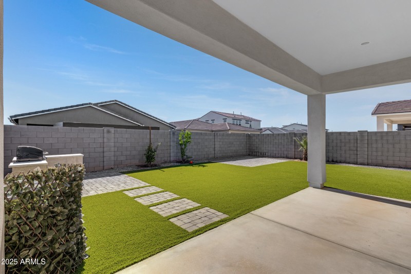 10051 E Talon Ave-35