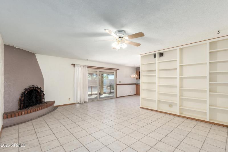 Family Room w/ Fireplace