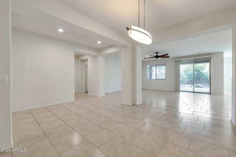 12-web-or-mls-QP--12