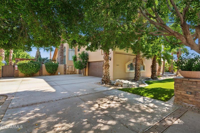 6-web-or-mls-11621-s-blackfoot-dr