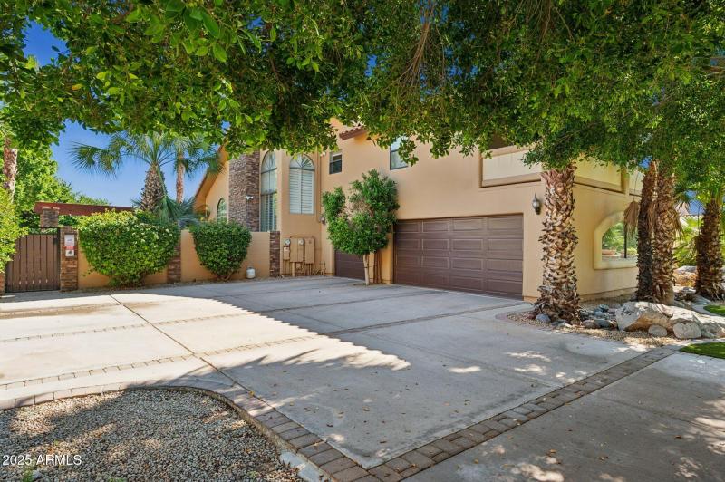 7-web-or-mls-11621-s-blackfoot-dr