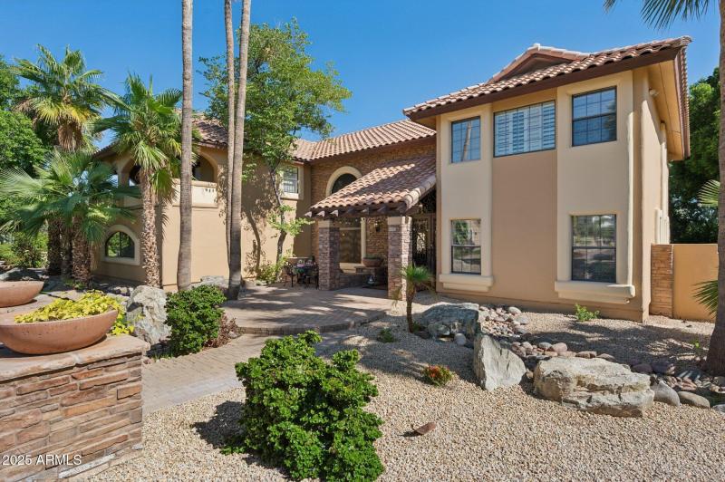 10-web-or-mls-11621-s-blackfoot-dr