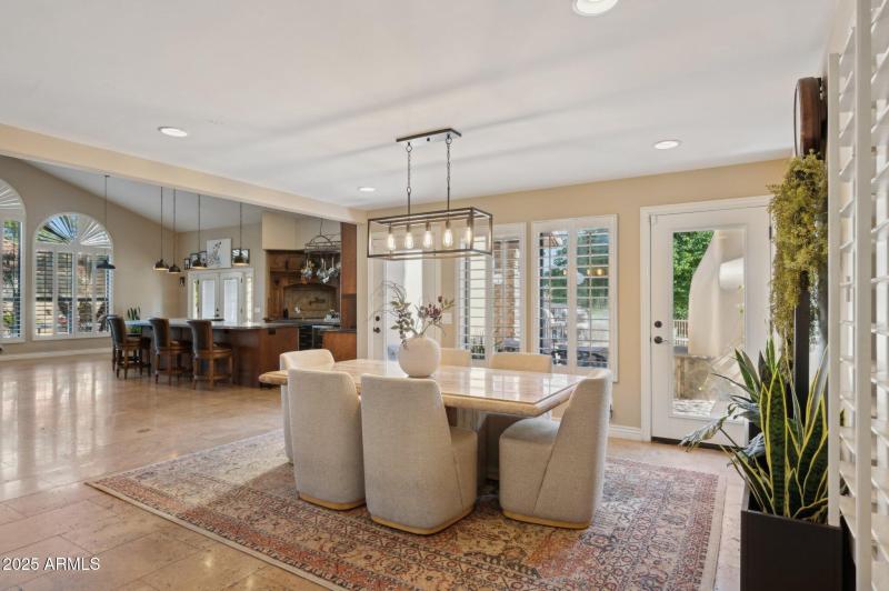 18-web-or-mls-11621-s-blackfoot-dr