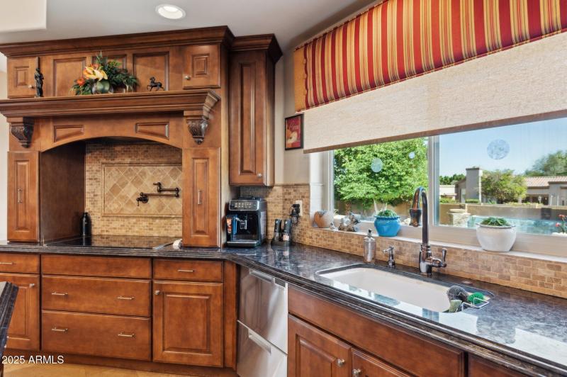 31-web-or-mls-11621-s-blackfoot-dr