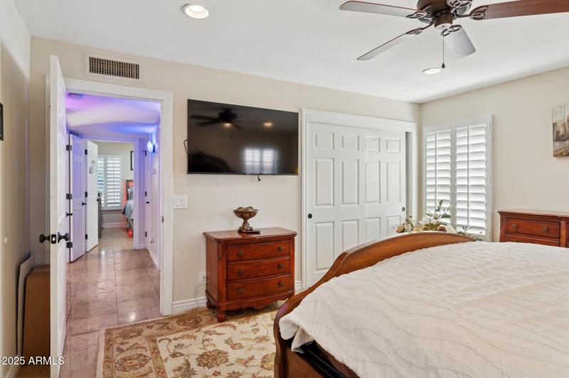 48-web-or-mls-11621-s-blackfoot-dr