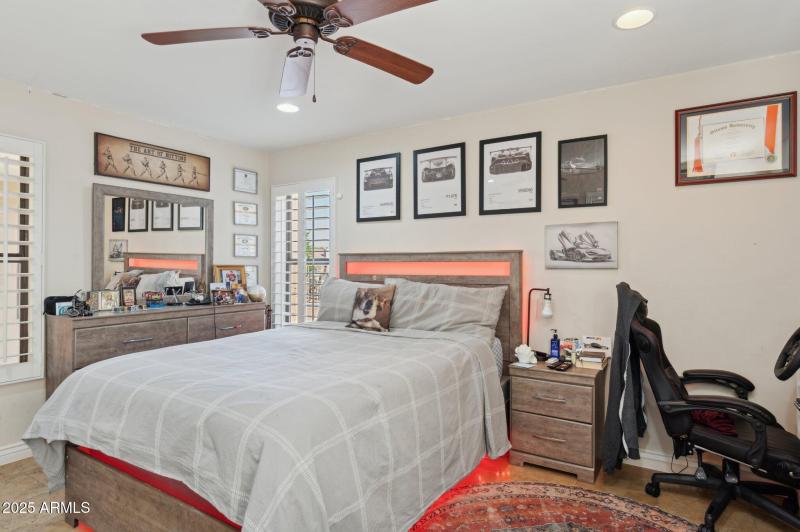 50-web-or-mls-11621-s-blackfoot-dr