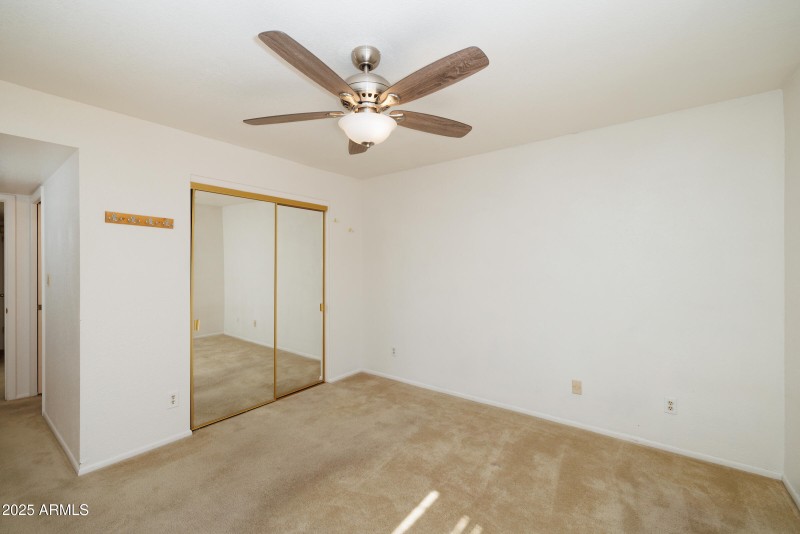 4775_W_Mission_Ln_10_17_25_17