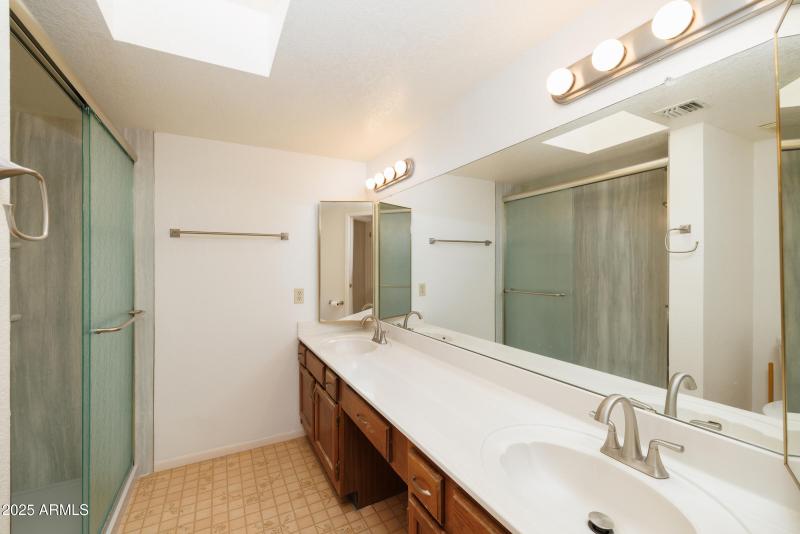 4775_W_Mission_Ln_10_17_25_18