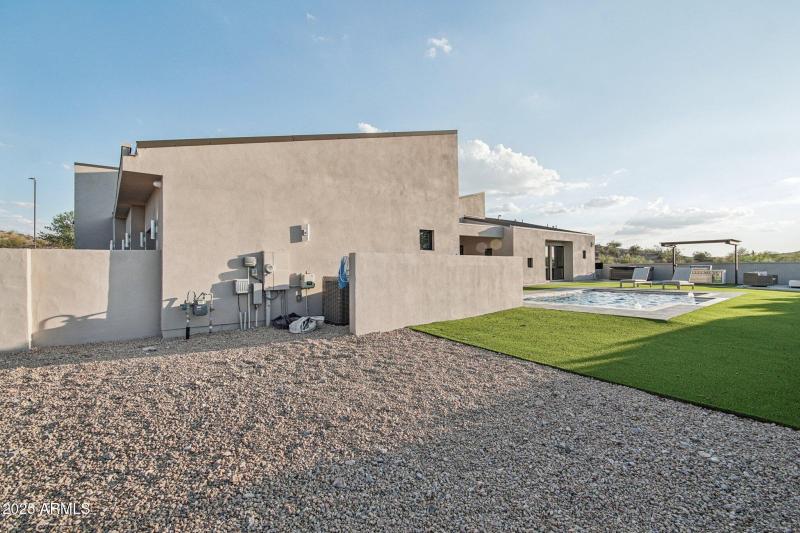 46-web-or-mls-W Estes Way-S2708-046