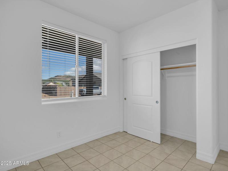 8-web-or-mls-TimberCreekImagery-11