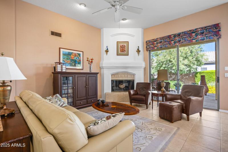 1978 E Stephens Dr-12