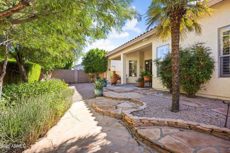 1978 E Stephens Dr-39