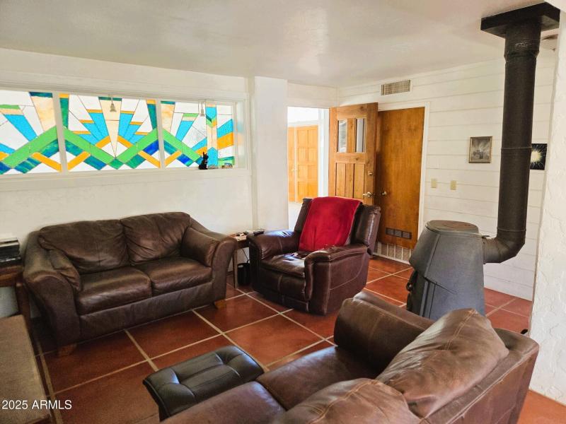 130 rincon livingroom