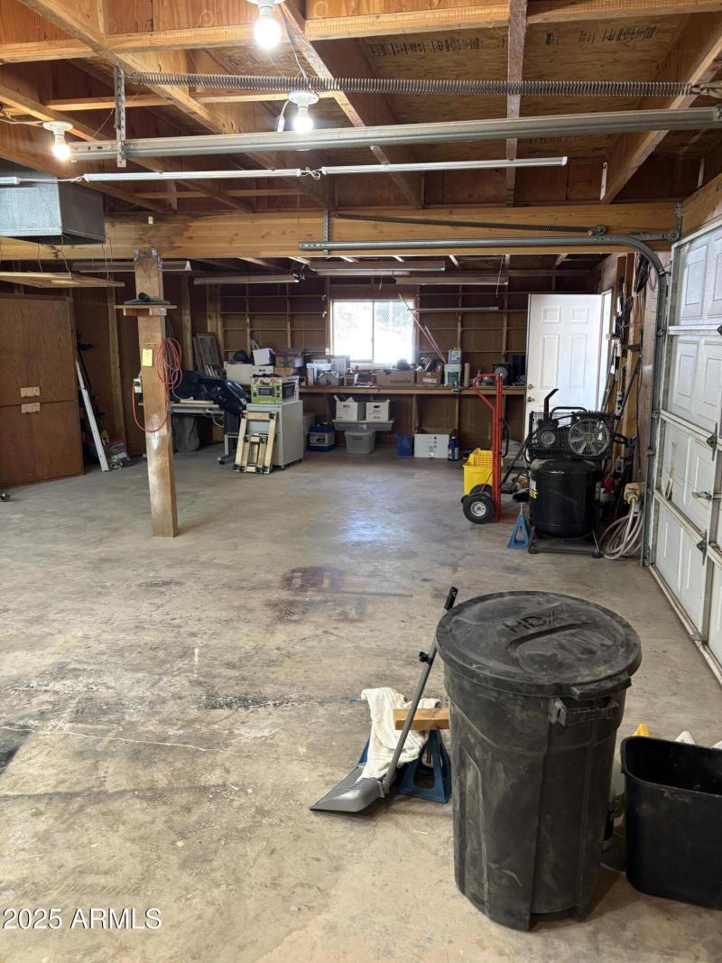 130 rincon garage side second studio