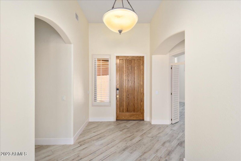 05-8432 E Diamond Rim Dr