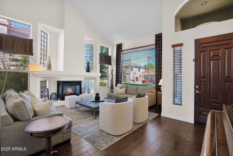 13-web-or-mls-P1247278