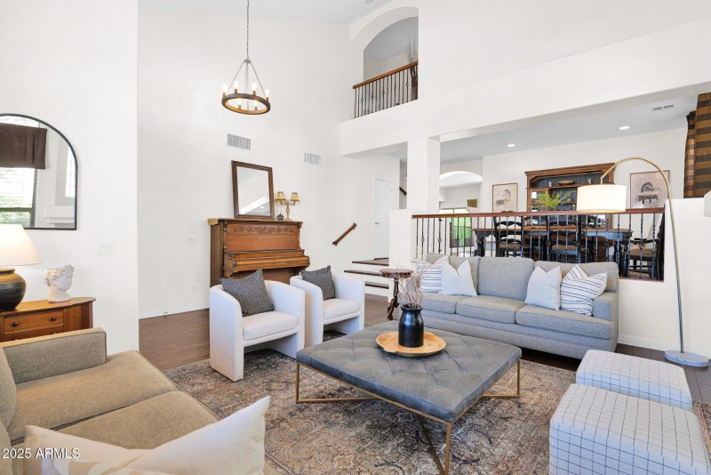 16-web-or-mls-P1247284