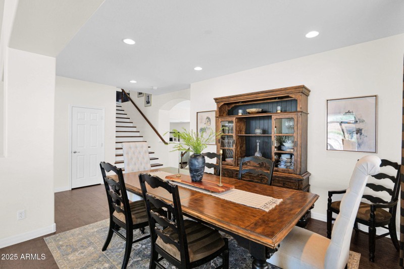 18-web-or-mls-P1247287