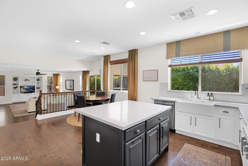 24-web-or-mls-P1247297