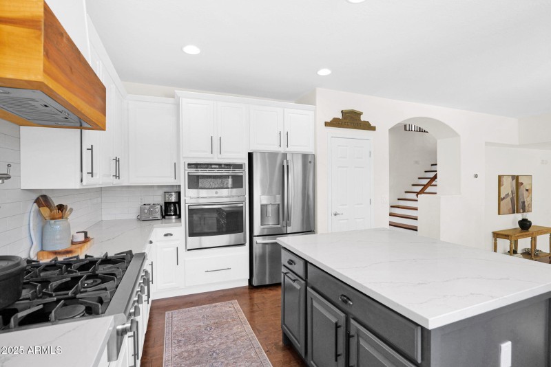 26-web-or-mls-P1247301