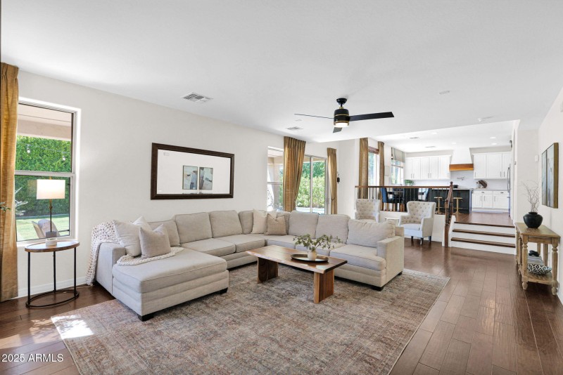 33-web-or-mls-P1247313