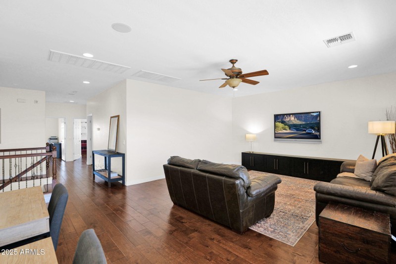 45-web-or-mls-P1247337