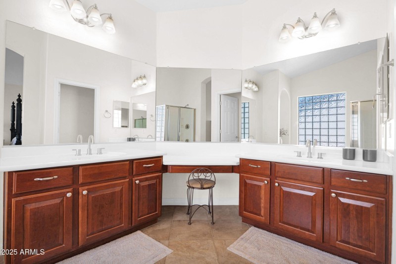 51-web-or-mls-P1247345