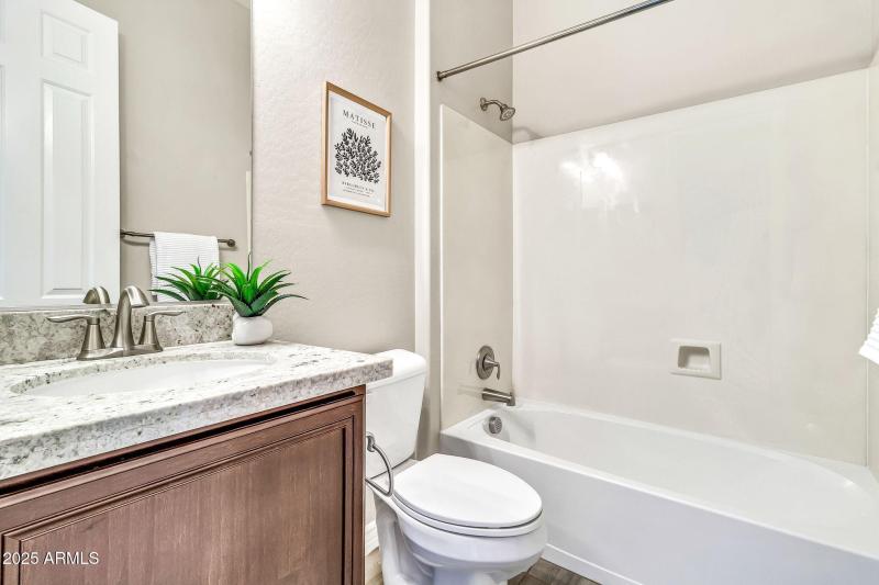 2827 E Bellerive Dr2-30