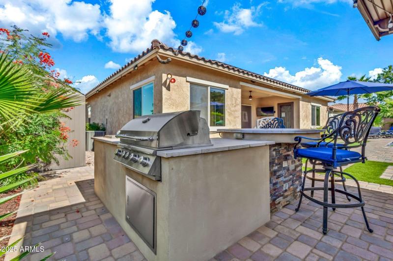 2827 E Bellerive Dr2-59