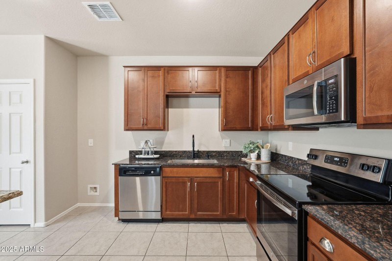 13-web-or-mls-ListerPros-13