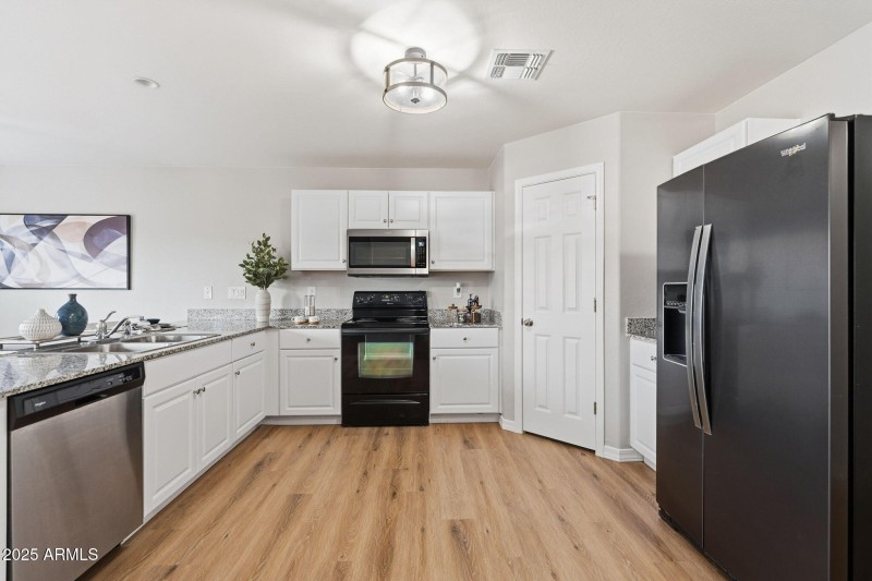 15-web-or-mls-ListerPros-15