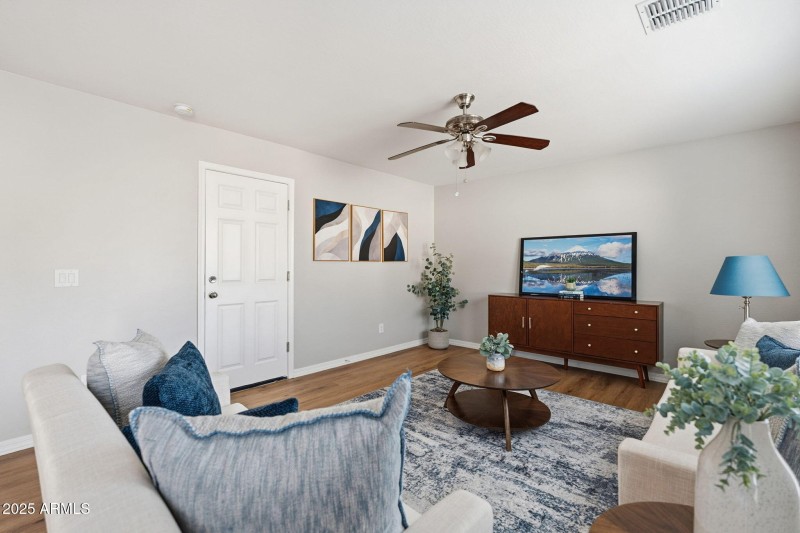 14-web-or-mls-ListerPros-14